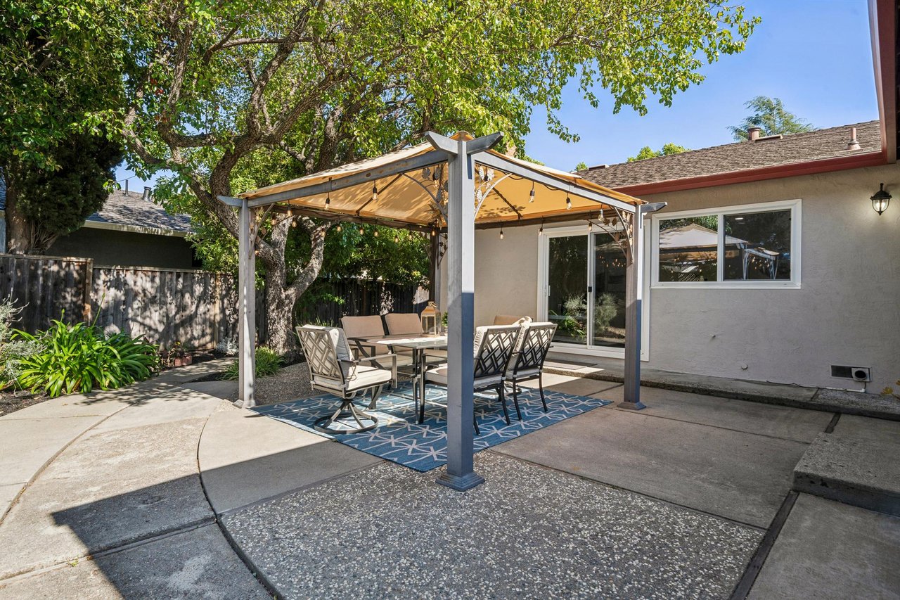 7403 Hillsdale Dr, West Pleasanton
