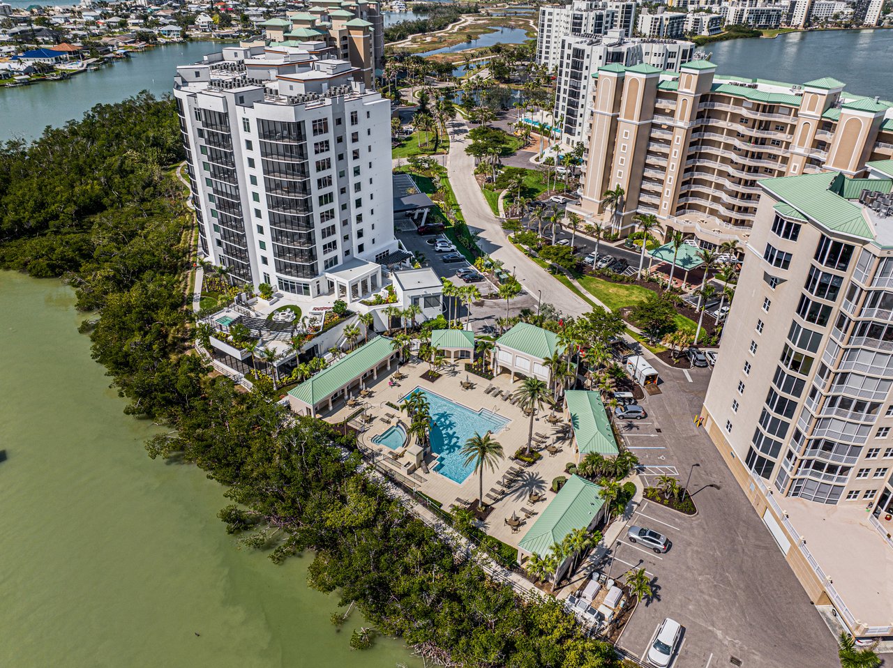 4142 Bay Beach LN 904