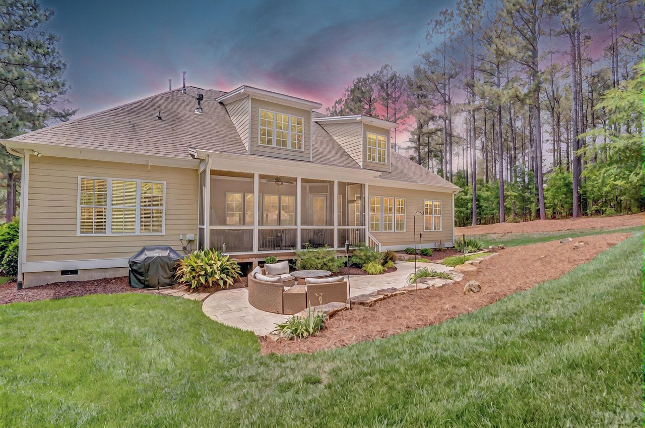216 Colonial Ridge Drive