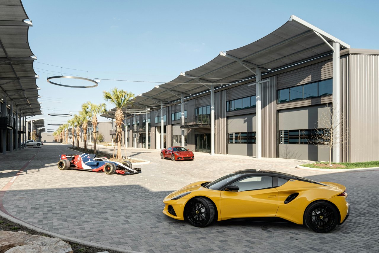 T11 Car Condo #3
