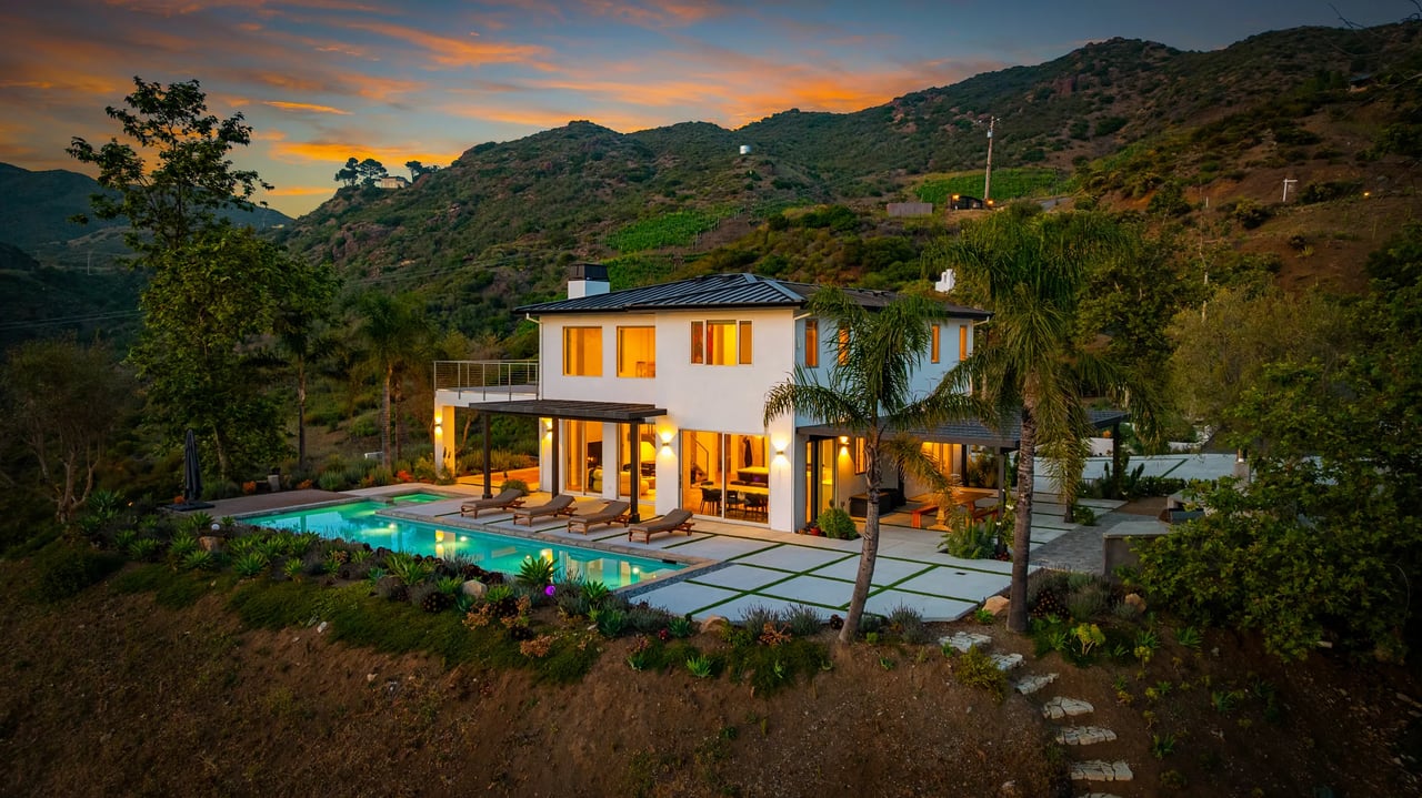 Casa Celeste by Oraklus