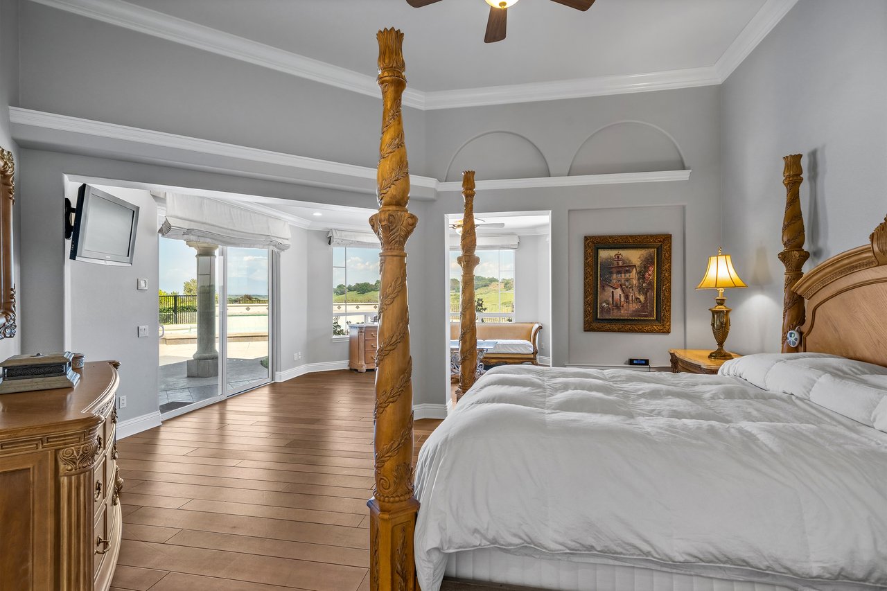 41653 Oak Trail Court