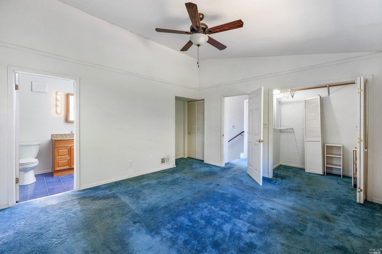1132 Sir Francis Drake Blvd