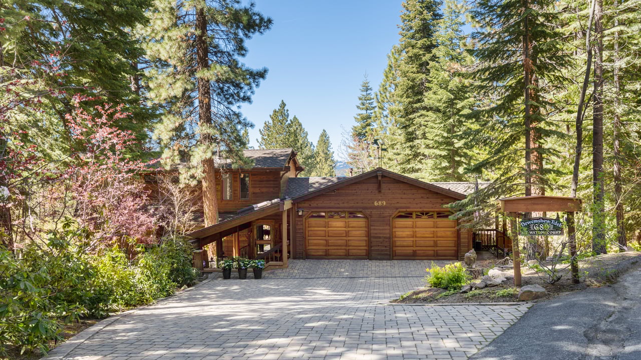 Aerial view of luxury homes in Lakeview Subdivision near Lake Tahoe in Incline Village, Nevada