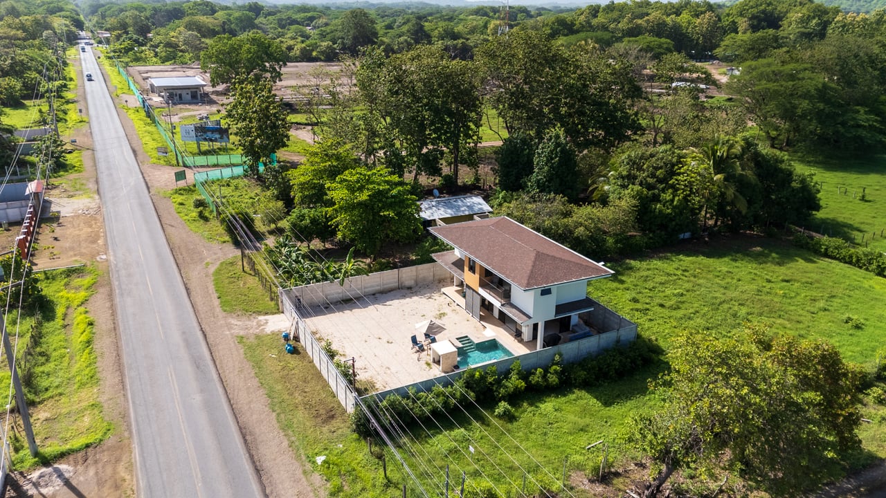 Casa Murillo | Stunning Brand-New 4-Bedroom Home with Private Pool in El Llano