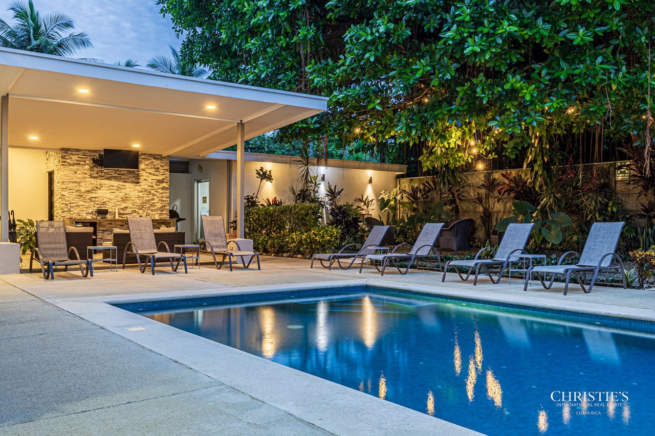 Uvita Paradise Hotel – Walk-to-Beach Boutique Hospitality Opportunity