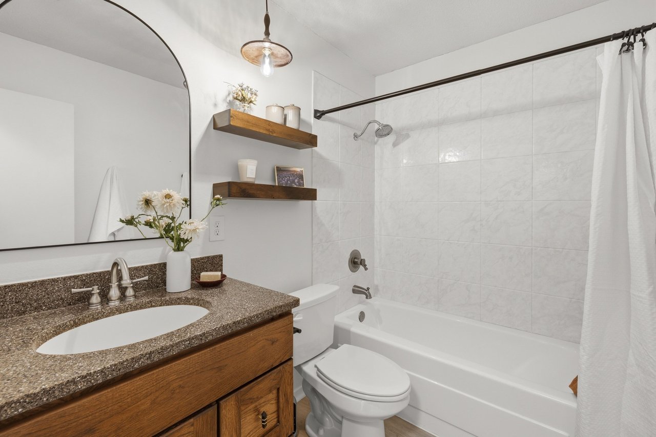 3607 Brownwood Dr | Mid-Century Modern Westover Hills