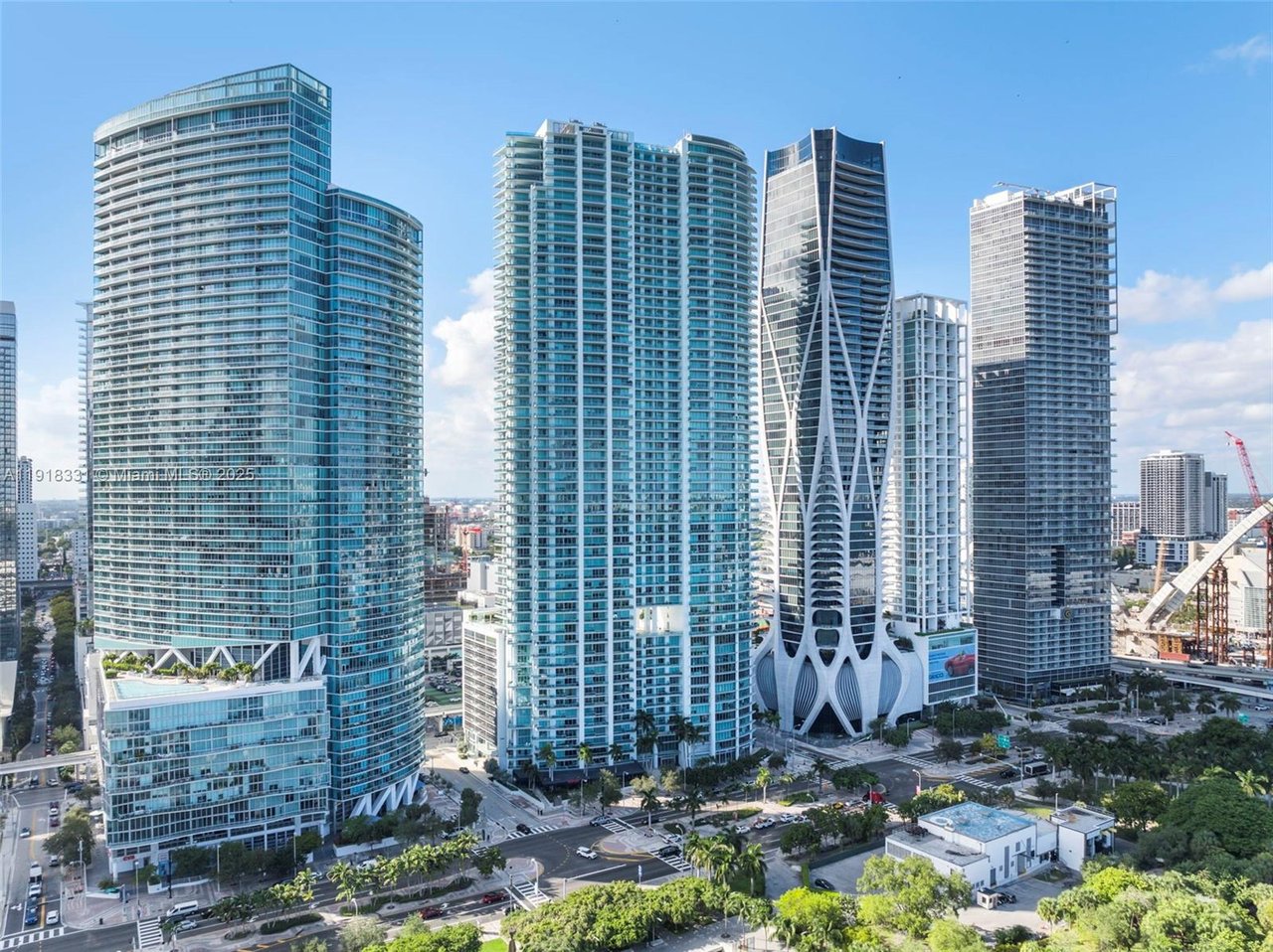 900 Biscayne Bay Condo, Unit 2401