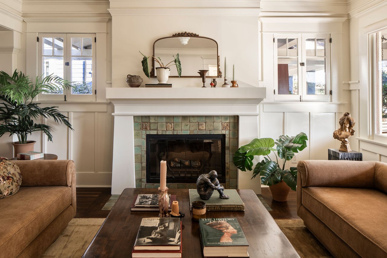 2321 W 31st St in Jefferson Park