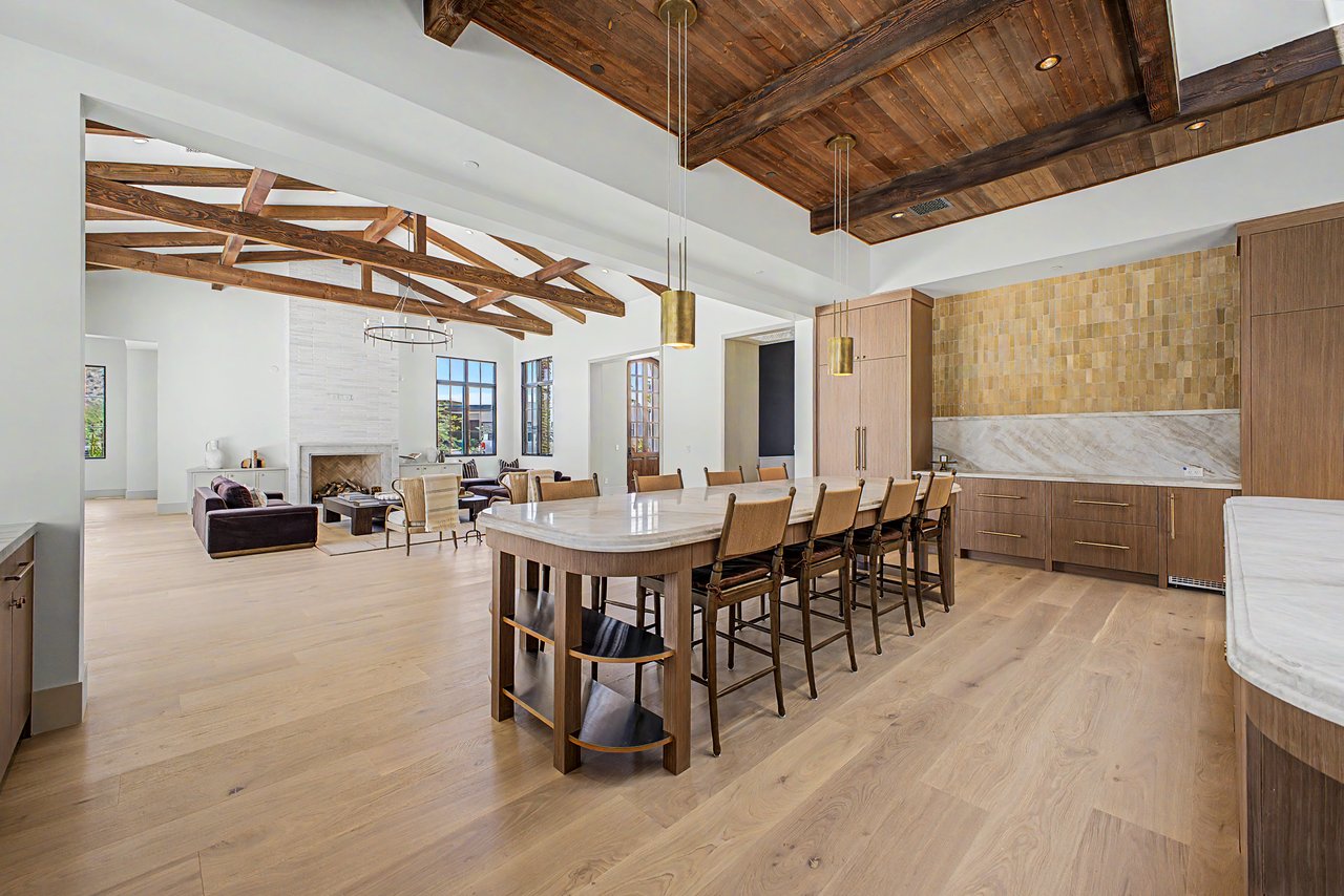 The Berneil House Paradise Valley Demonstrates Organic-Luxe design