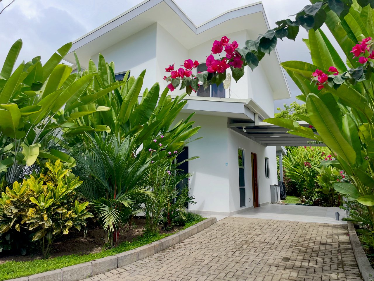 3 bed Mountain View Home with Successful Rental History