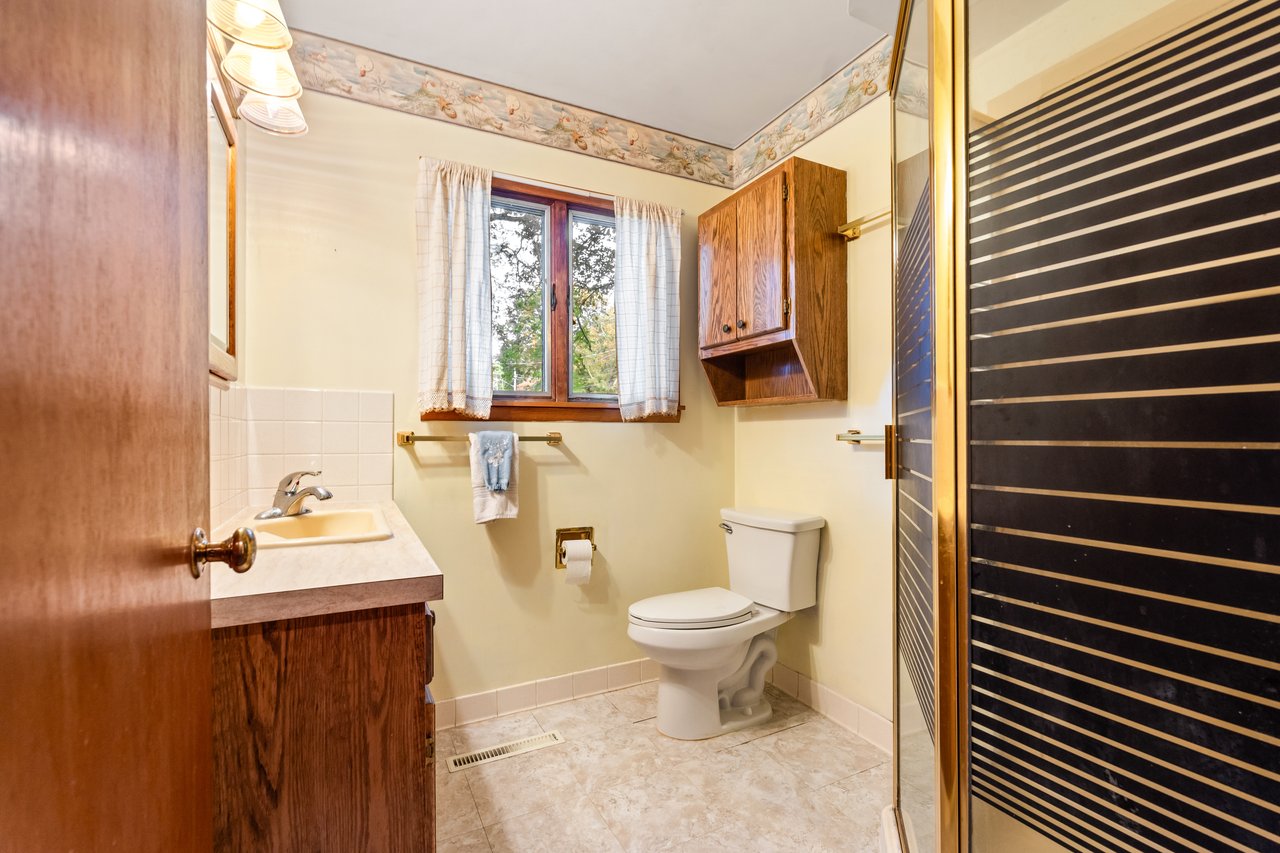 9692 Highland Ave, Dansville