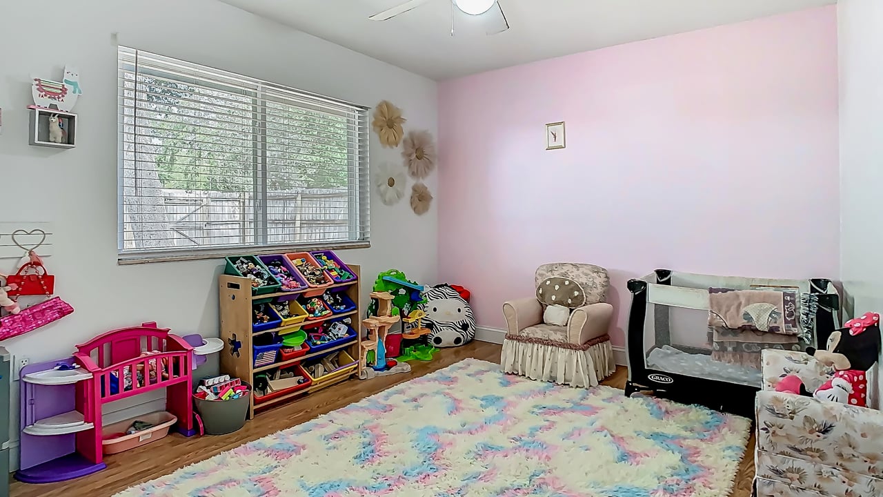 Peaceful 5-Bedroom Home in Altamonte Springs
