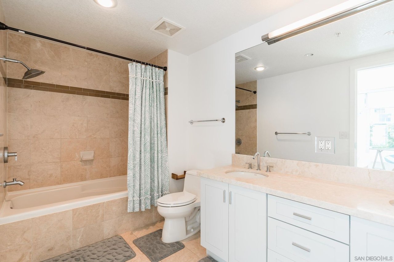 1205 Pacific Hwy, Unit 203