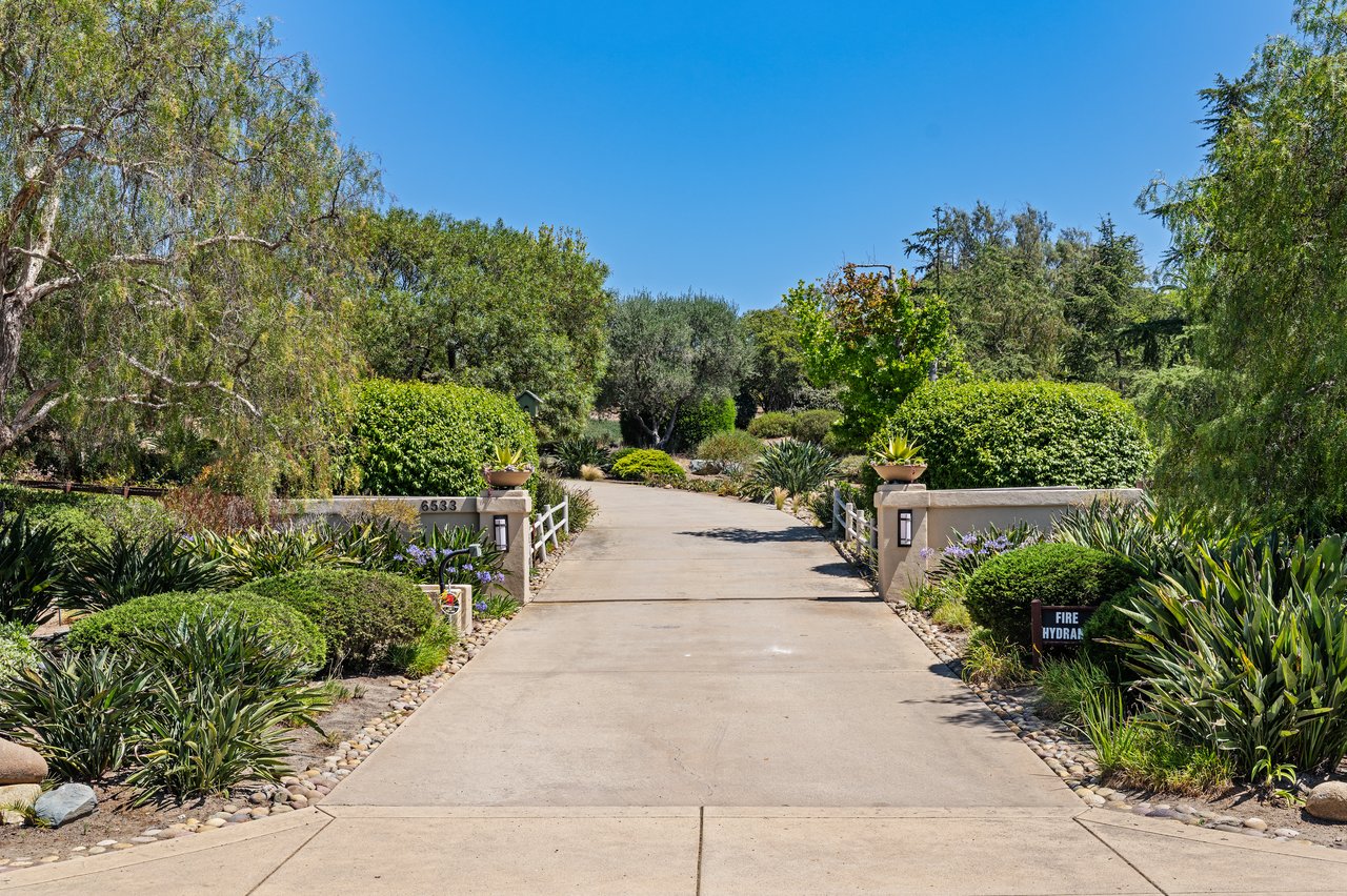 A Rancho Santa Fe Estate with Commanding Lake Views
