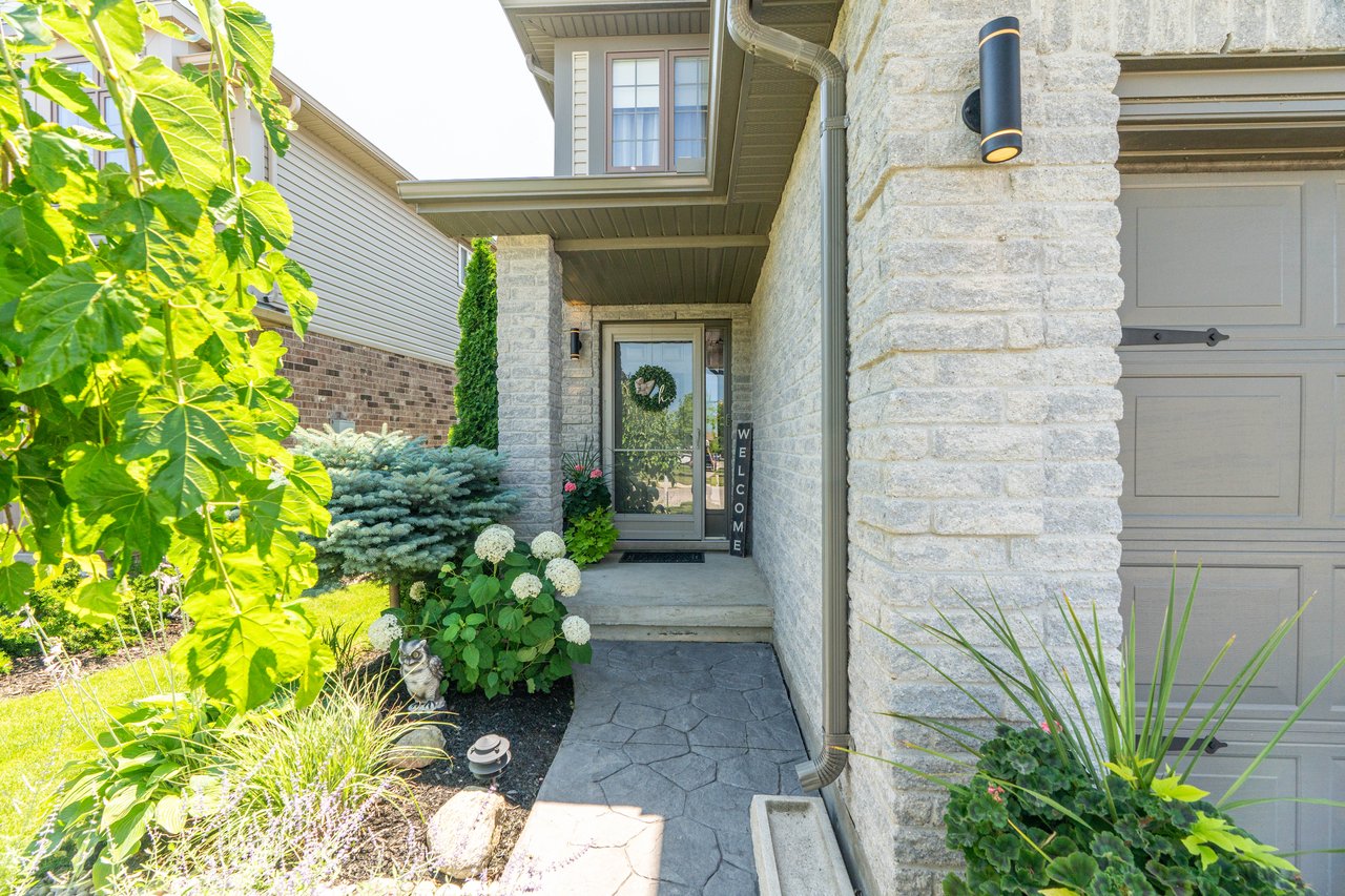1489 Green Gables Rd