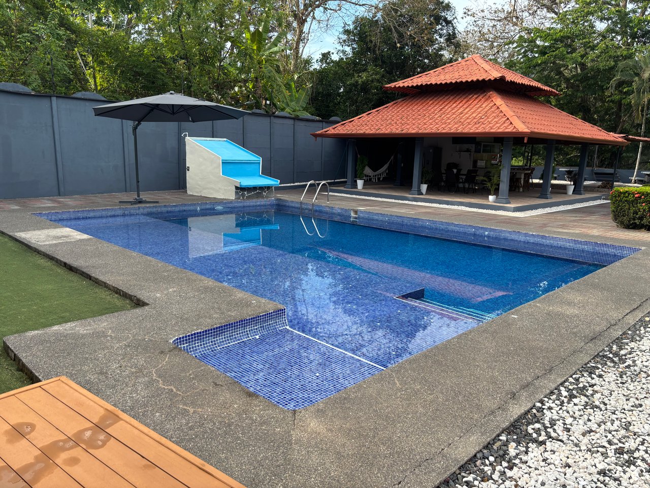 Beautiful house in Residential Palmas del Sol | Tranquility and style