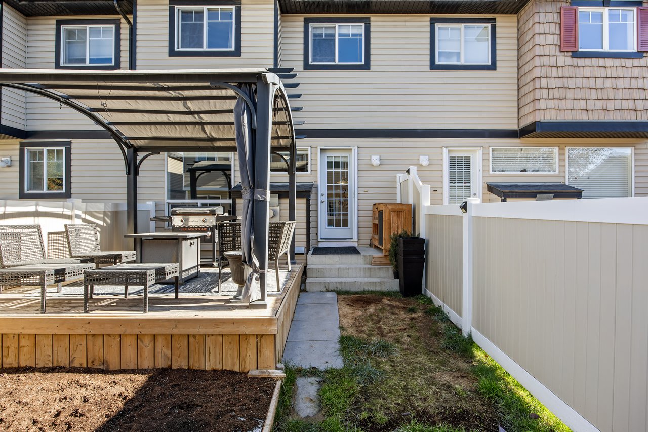 116 Royal Birch Mount NW