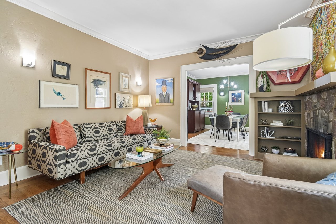 2 Kendall Avenue
