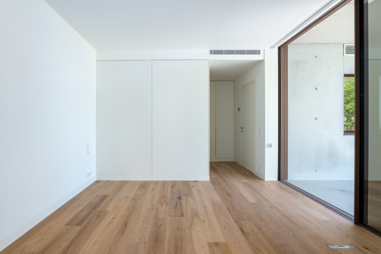 3-Bedroom Apartment with Panoramic Ocean & River Views in the iconic Foz do Douro's New Landmark - Miramar Tower 