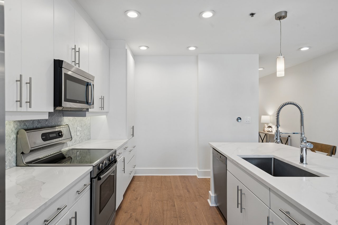1080 Peachtree Street Unit 1504