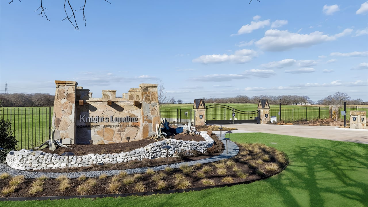 Knights Landing Bartonville TX Homes: What Buyers Should Know Before Buying in Knights Landing
