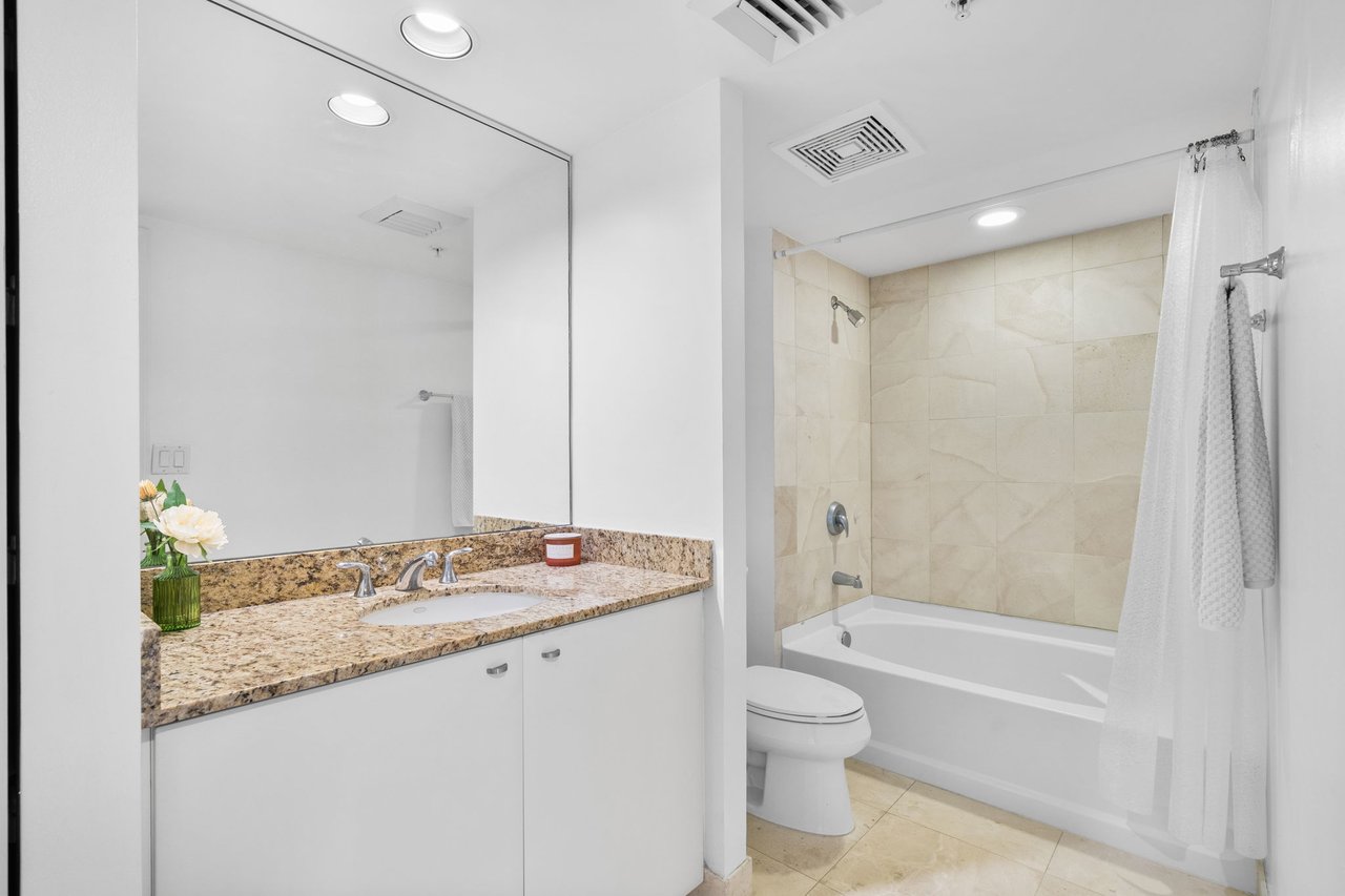 610 W Las Olas Blvd 1621N