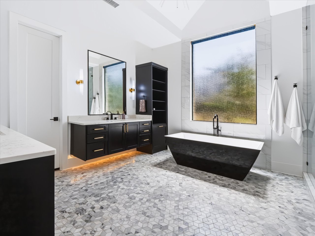1300 Buckskin Trail