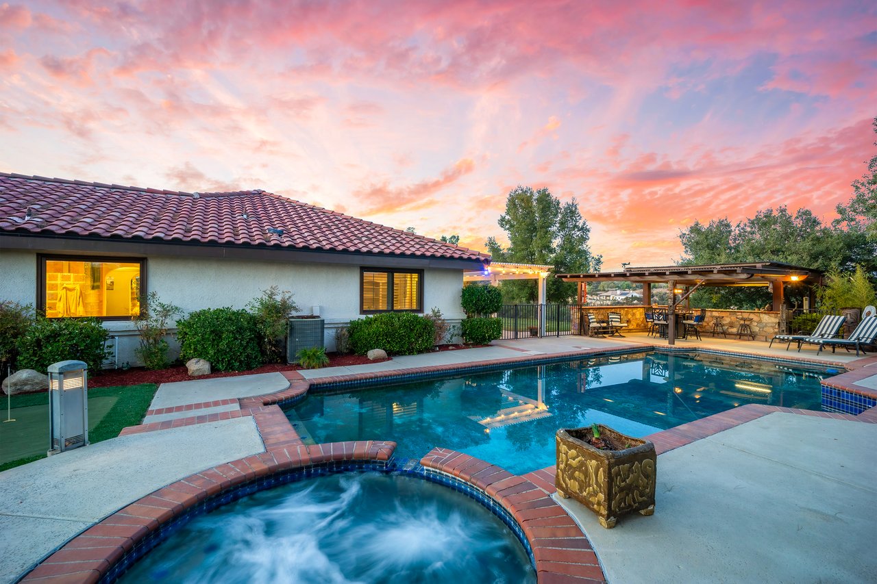 18590 Hombre Lane