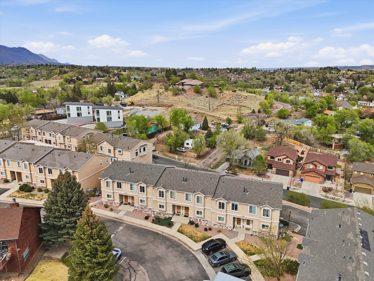 2237 Stepping Stones Way B