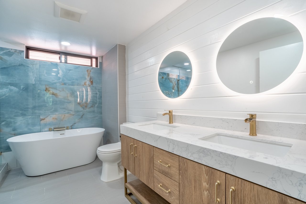 2039 Bridgegate Court