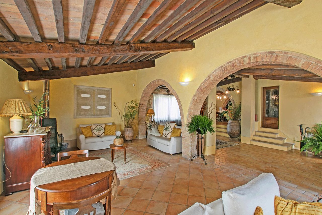 CASALE CAMILLA