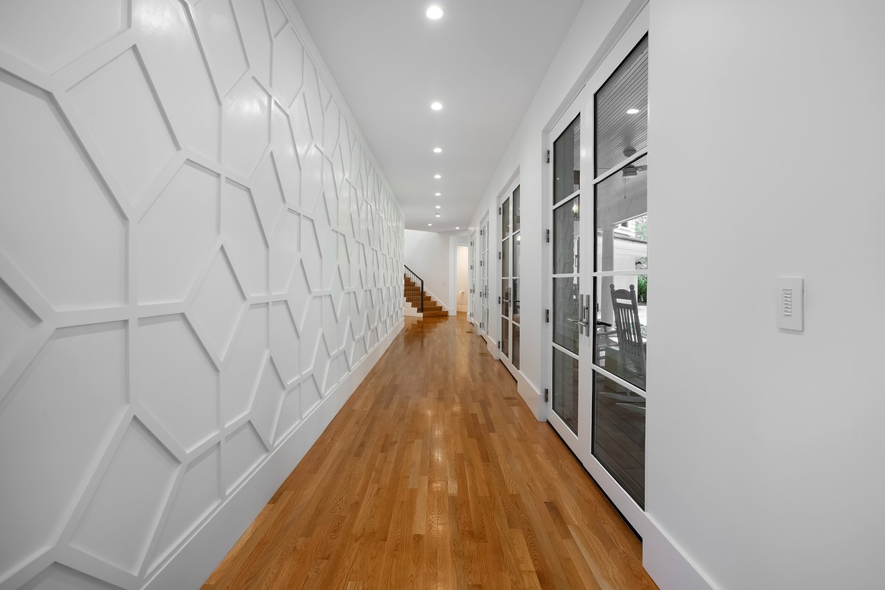 330 Tenney Cir