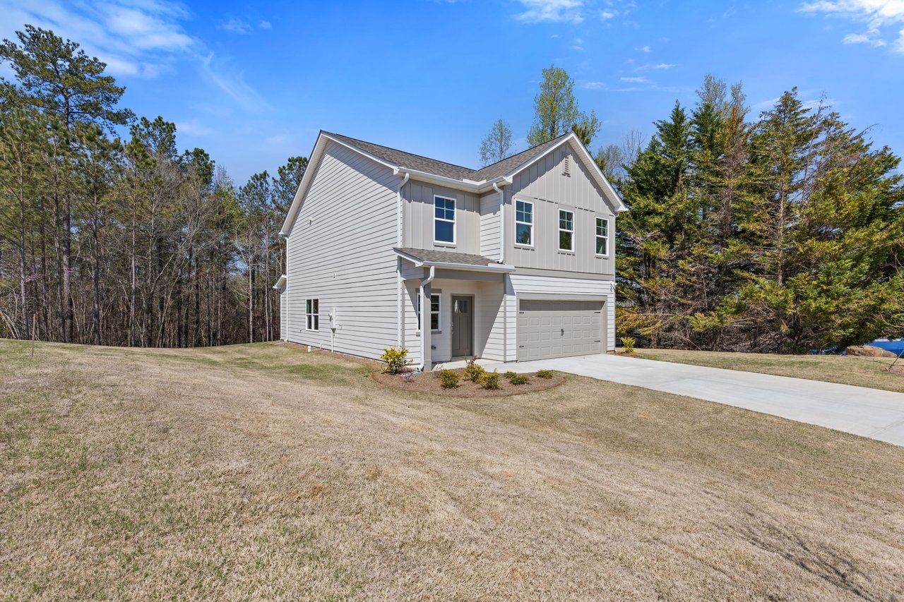 693 Shoals Trl