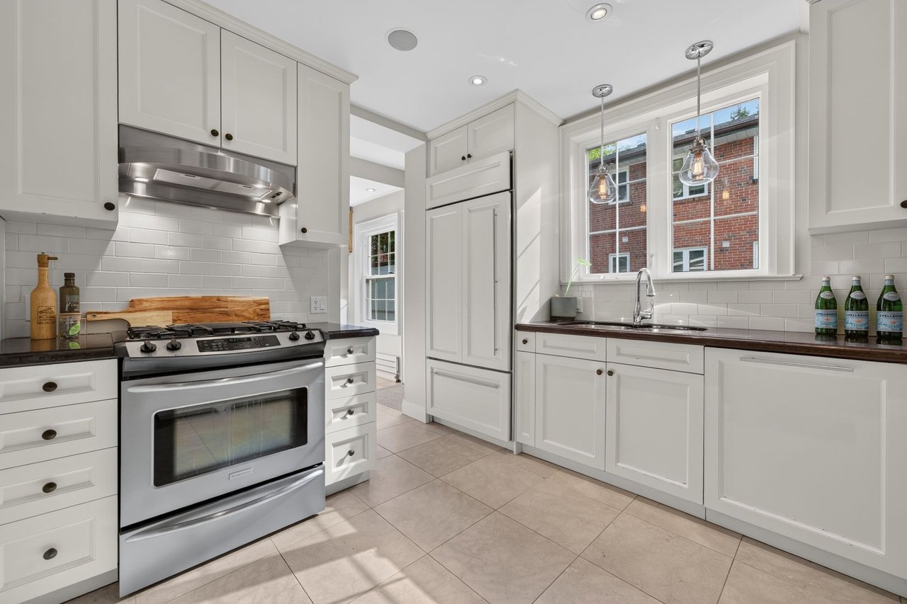 33 Ben Machree Dr