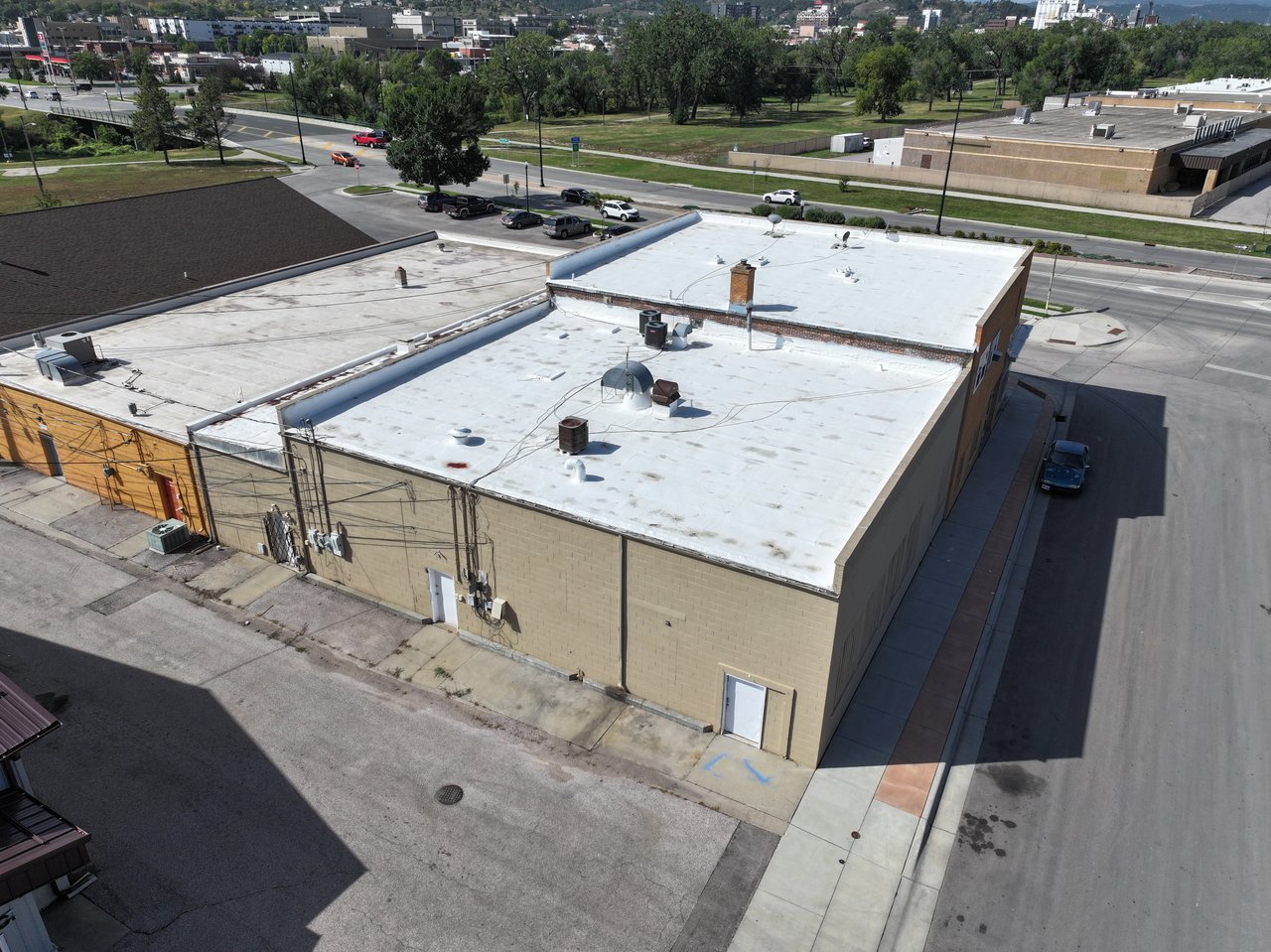 Rapid City Retail/Office/Warehouse