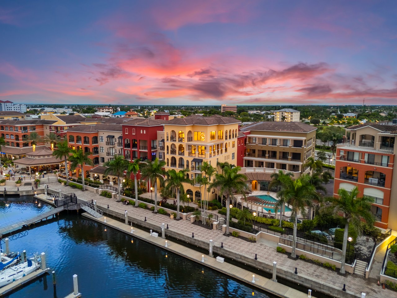 What Smart Buyers of Luxury Properties in Marco Island Must Know