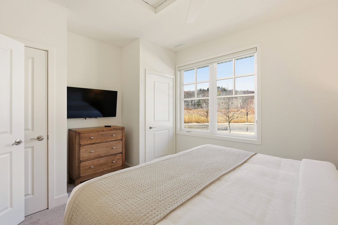 1869 MUSKOKA RD 118 WEST ROAD