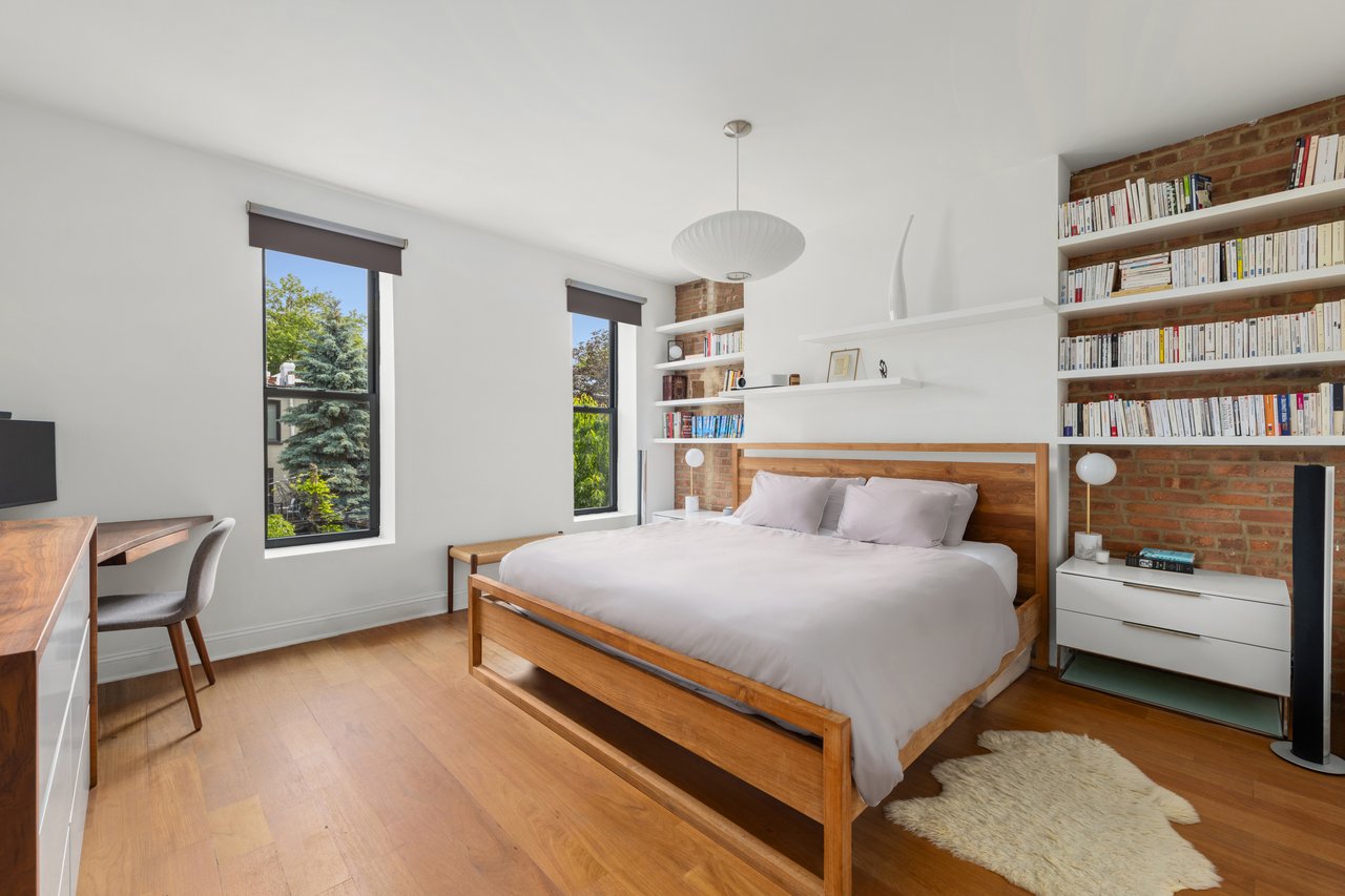 407 2ND Street