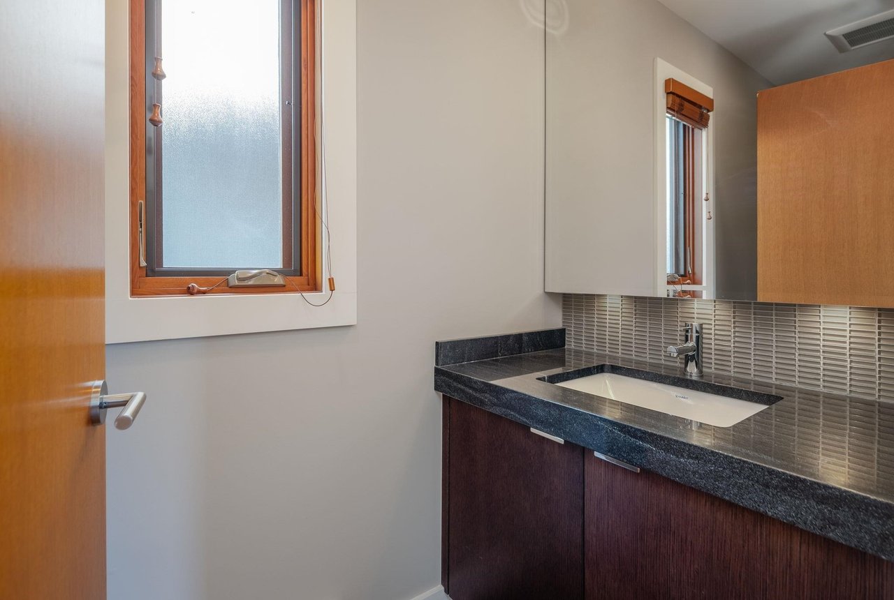 35 Hythe Ave
