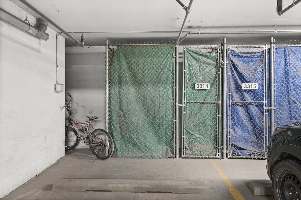 10 Country Village Park NE Unit: 3314