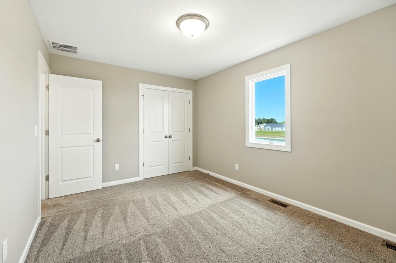 885 Zenos Blvd