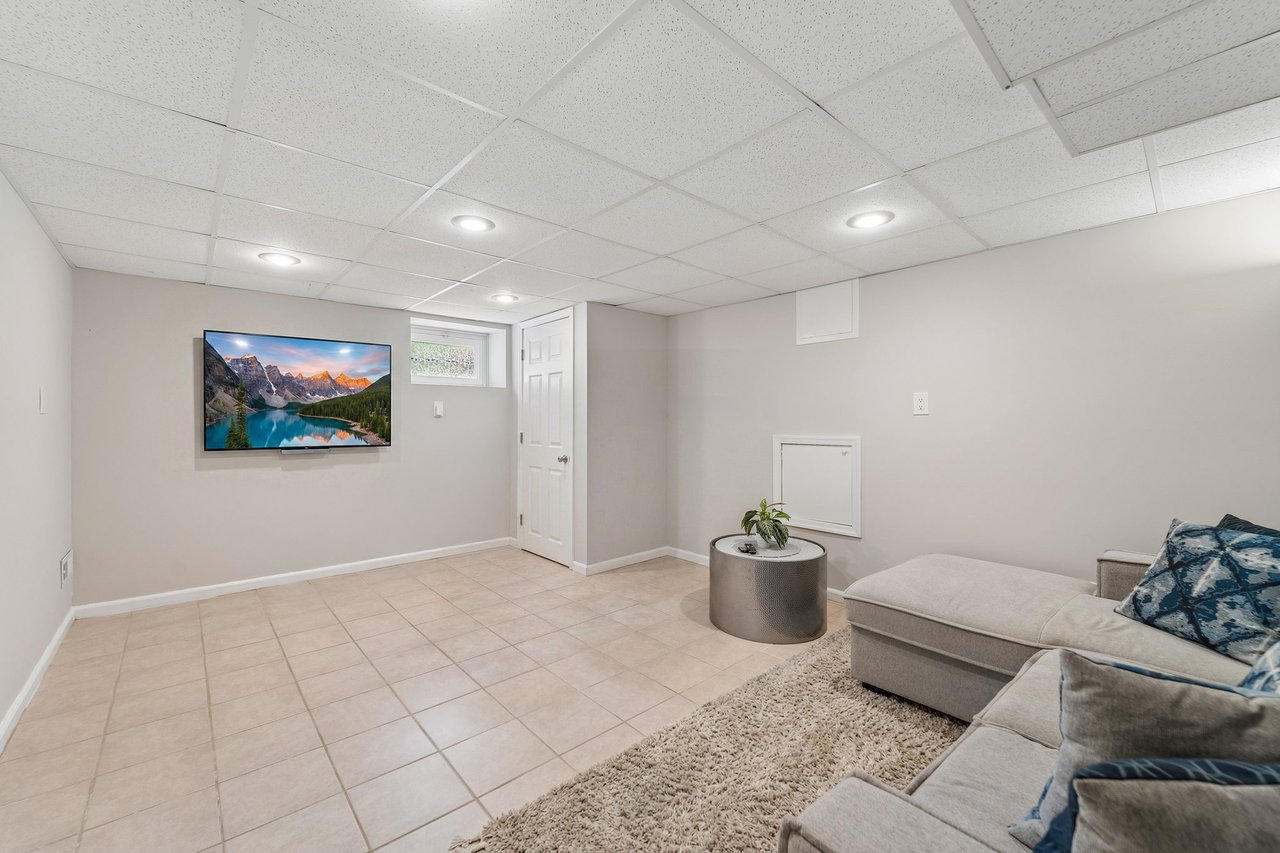 34 Moss Ave, Westfield, NJ 07090