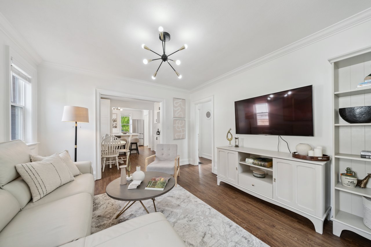 6499 Main Street, Stouffville