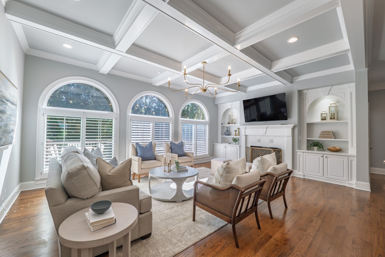 1425 Rolling Links Drive