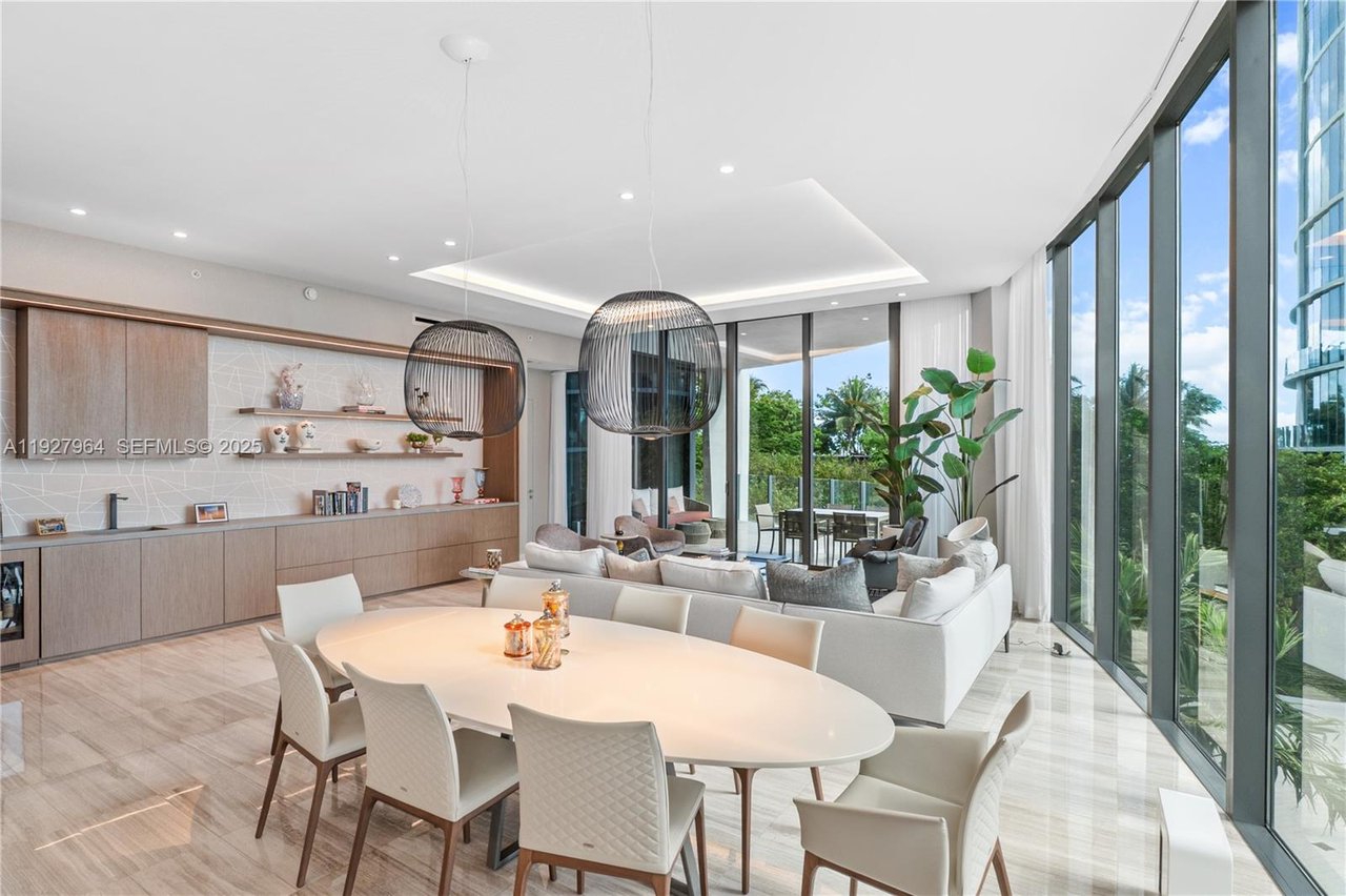 2821 S Bayshore Dr #5A