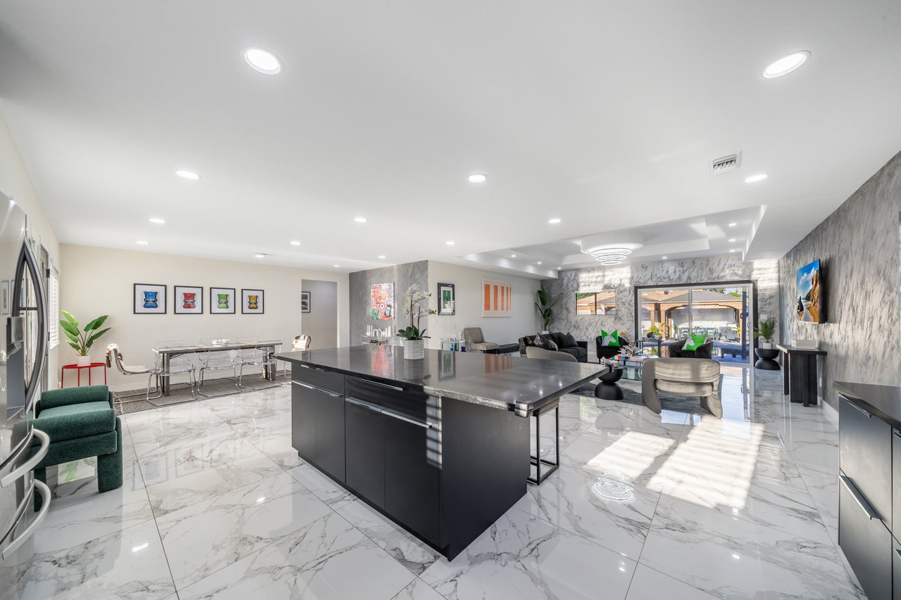 Bellaire Hideaway 🌴