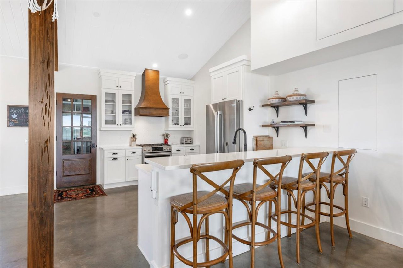 Bhakta Farms - 12600 SR-60