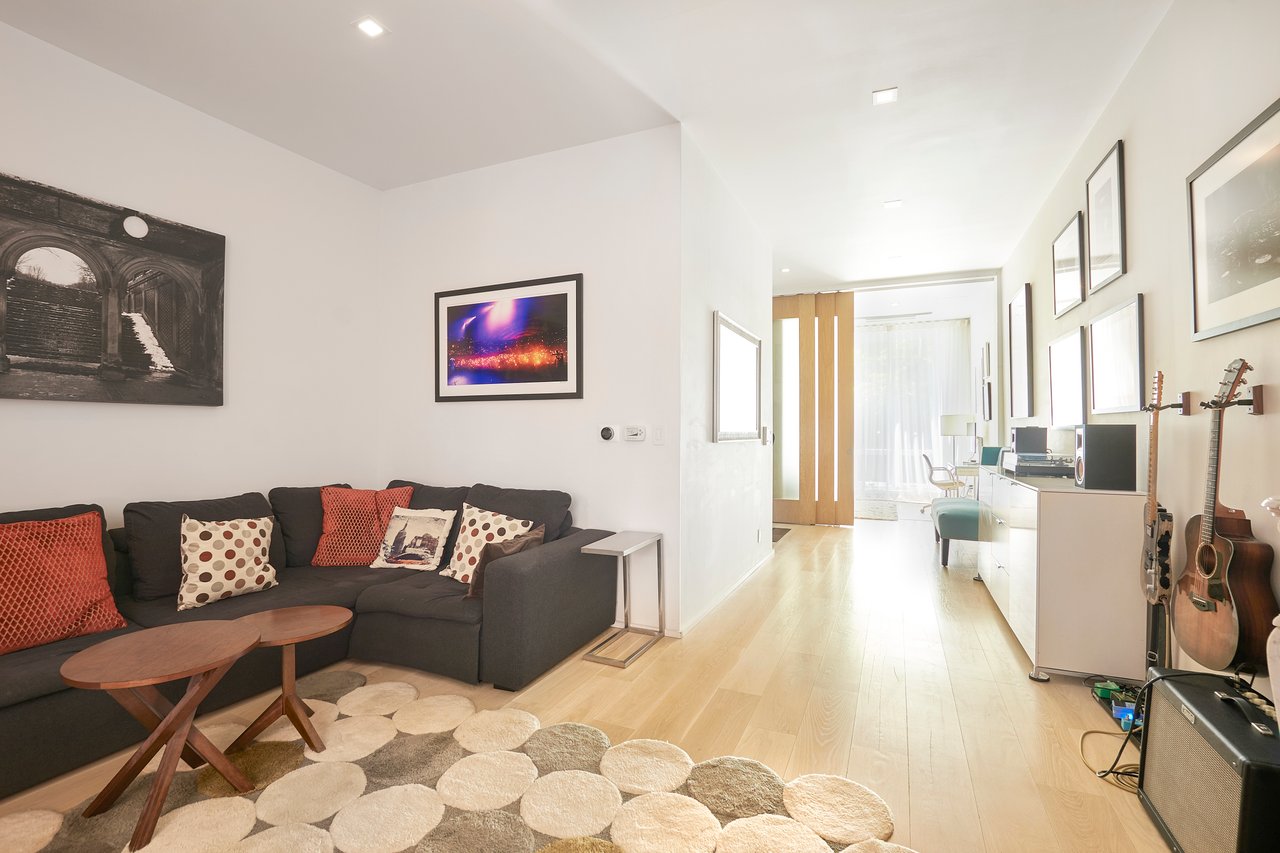 131 East 39th Street
