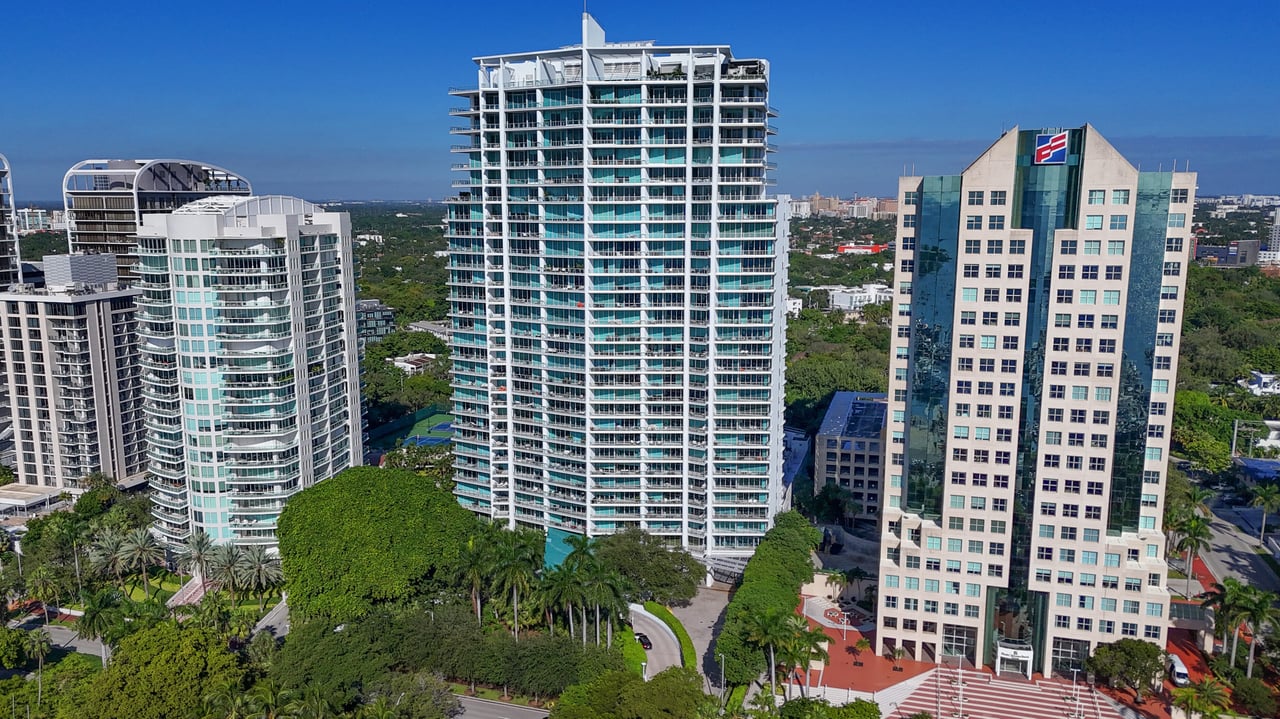 2627 S Bayshore Dr # 507